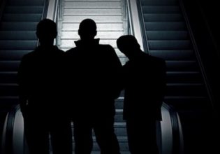 Τρεις νεαροί επιτέθηκαν σε 27χρονο στο Γκάζι και του έκλεψαν την αλυσίδα που φορούσε