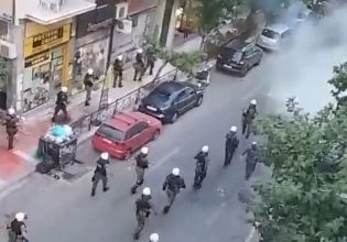 Πλατεία Βικτωρίας: 32 συλλήψεις για τα επεισόδια σε πορεία υπέρ των καταλήψεων