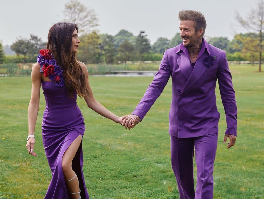 Victoria και David Beckham: Φόρεσαν ξανά τα ρούχα του γάμου τους για να γιορτάσουν 25 χρόνια μαζί