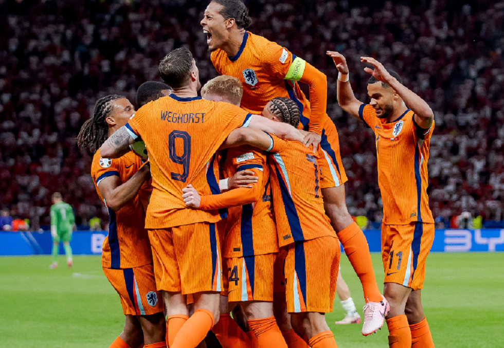 Ολλανδία – Τουρκία 2-1: Μεγάλη πρόκριση των «οράνιε» με ανατροπή