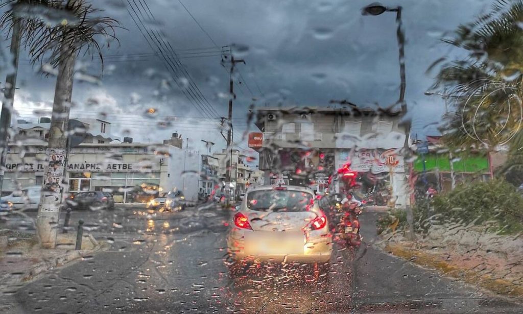 Κακοκαιρία: Σε Σποράδες, Εύβοια και Πελοπόννησο τα μεγαλύτερα ύψη βροχής – Πάνω από 53.000 οι κεραυνοί