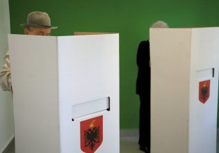 Eκλογές στη Χειμάρρα: Για «σοβαρές αμφιβολίες για το αδιάβλητο της διαδικασίας» μιλούν διπλωματικές πηγές