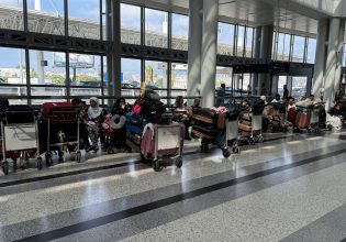 Λίβανος: Ουρές στο αεροδρόμιο της Βηρυτού – Προσπαθούν να φύγουν από τη χώρα φοβούμενοι κλιμάκωση