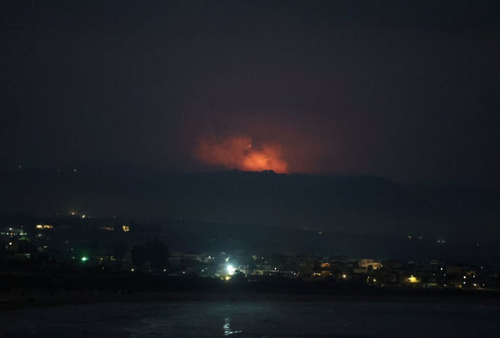 Οι Χούθι επαινούν τα πλήγματα της Χεζμπολάχ στο Ισραήλ – «Συγχαρητήρια για τη θαρραλέα επίθεση»