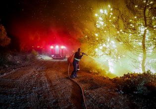 Φωτιά στην Εύβοια: Ξεκινούν πτήσεις τα εναέρια μέσα