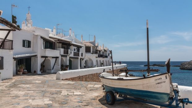 Who is the “Spanish Mykonos” that is preparing to ban tourists from entering it forever?