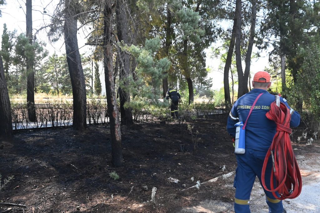 Βασίλης Κικίλιας: Από κεραυνούς μία στις τέσσερις φωτιές σήμερα