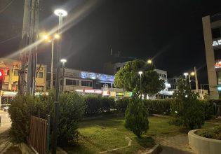 Φωτίζονται οι πλατείες στο δήμο Λυκόβρυσης-Πεύκης