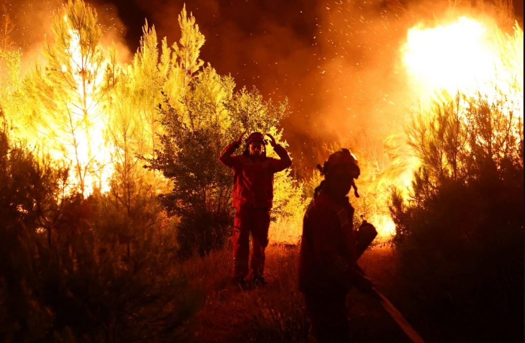 Φωτιά: Δασικές πυρκαγιές σε Αλβανία και Κροατία, καθώς ο καύσωνας πλήττει την περιοχή