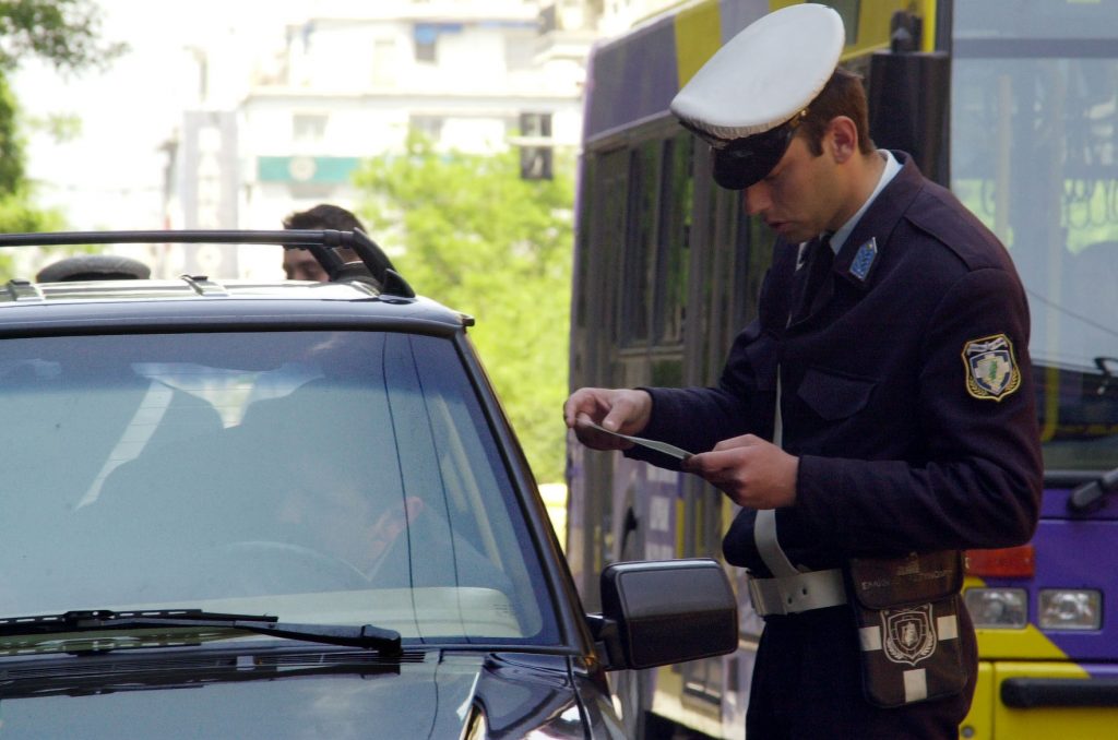 Πότε είναι υποχρεωτική η αντικατάσταση του διπλώματος – Ποιοι οδηγοί κινδυνεύουν με πρόστιμο