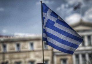 Handelsblatt: Χειρότερα ζουν οι Έλληνες, παρά την ανάπτυξη