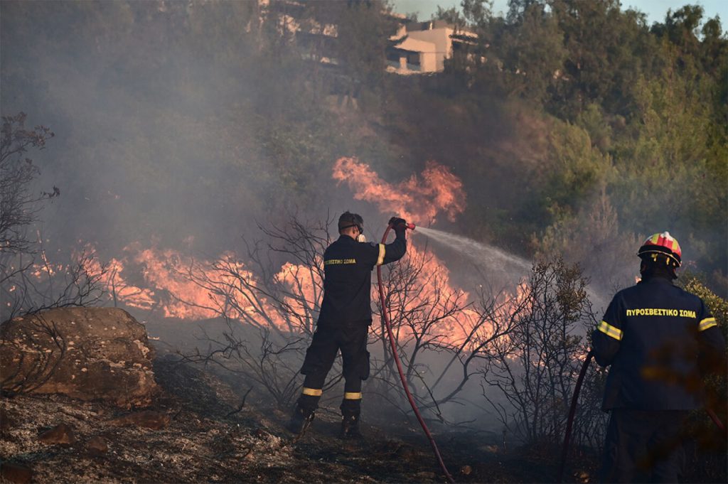 Φωτιά στην Αττική: Έκκληση της ΕΛ.ΑΣ. στους πολίτες να ακολουθούν τις οδηγίες εκκένωσης