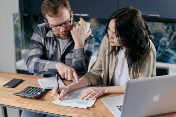 Εξωδικαστικός μηχανισμός: ρεκόρ νέων ρυθμίσεων τον Ιούλιο