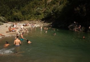 Και βουνό και… θάλασσα: Η πιο hot «παραλία» της Πίνδου βρίσκεται σε υψόμετρο 1.000 μέτρων