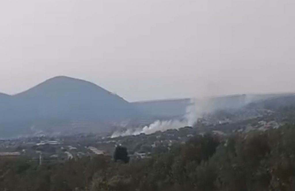 Φωτιά στα Καλύβια στη θέση Προφάρτα