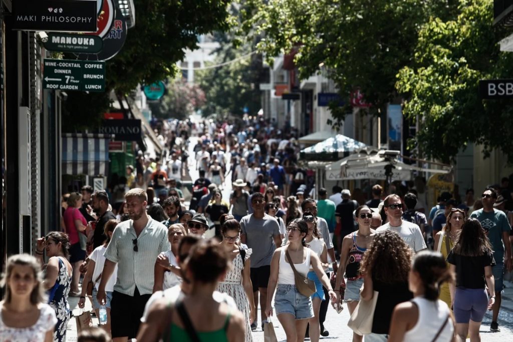 Ανοίγει ο δρόμος για ανοιχτά καταστήματα τις Κυριακές – Τι ανατρέπει τα δεδομένα