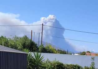 Φωτιά στον Βαρνάβα: Θα επιμείνουν οι ισχυροί άνεμοι