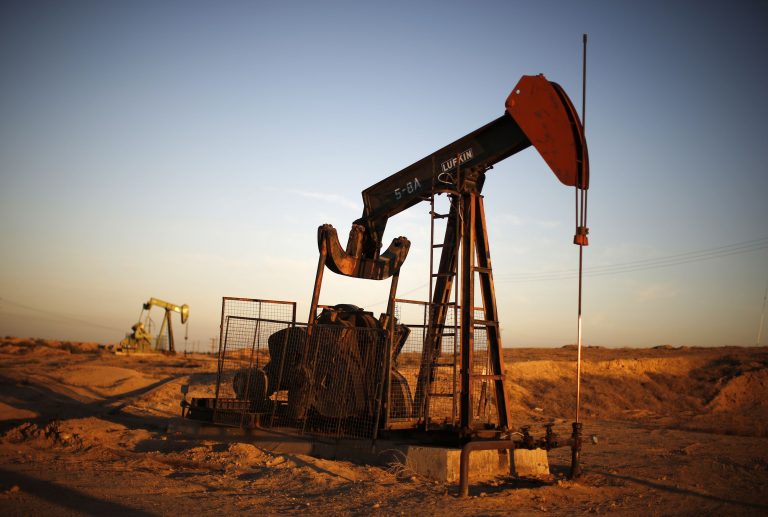 Πετρέλαιο – Φυσικό αέριο: Γιατί επιμένει να ποντάρει ο επενδυτικός κολοσσός Carlyle