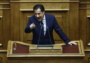 Νέα Αριστερά: Προκλητικός ο υπουργός Υγείας – Αντί να σκύψει στα προβλήματα, κάνει τσαμπουκάδες σε γιατρούς