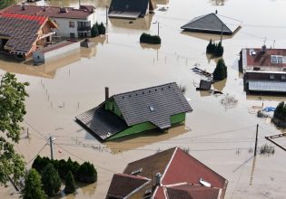 Η Πολωνία οχυρώνει τις πόλεις της καθώς φονικές πλημμύρες πλήττουν την κεντρική Ευρώπη