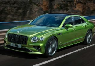 Bentley Flying Spur: Σε ρόλο… supercar