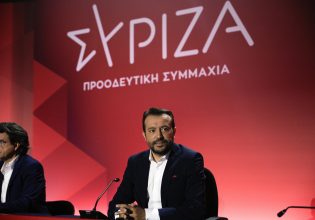 Live: Ενορχηστρωτής της προσπάθειας συγκάλυψης για τα Τέμπη ο Κυριάκος Μητσοτάκης, είπε ο Νίκος Παππάς