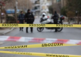 Βούλιαξε δρόμος στα Σεπόλια – Προβλήματα στην κυκλοφορία των ΙΧ