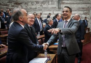 Έρχονται νέες γαλάζιες ερωτήσεις στη Βουλή και στέλνουν το μήνυμα της «καθημερινότητας» στο Μαξίμου – Διαγραφή και κριτική στα πηγαδάκια