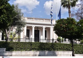 Ακρίβεια και υγεία τα αγκάθια που πληγώνουν την κυβέρνηση – Κόκκινη κάρτα από 7 στους 10 πολίτες