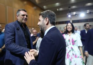 Ανδρουλάκης: Να μπει τέλος στην αιμορραγία της ελληνικής κοινωνίας – Οι προτάσεις του ΠΑΣΟΚ