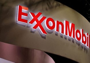 ExxonMobil: Μήνυση από την πολιτεία της Καλιφόρνια για την παγκόσμια ρύπανση από πλαστικό