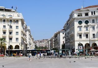 Guardian: Οι πέντε νοτιοευρωπαϊκές πόλεις για μια τελευταία βουτιά