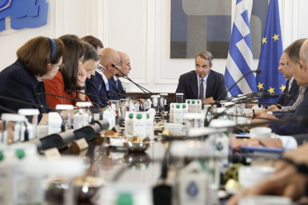 Μαξίμου: Συνεδριάζει το υπουργικό συμβούλιο – Τα θέματα που θα βρεθούν στο τραπέζι