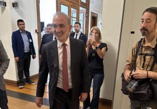 Σαλμάς: Απαράδεκτο αν με διαγράφουν για να στείλουν μήνυμα σε άλλους – Αιχμηρή η πρώτη δήλωση