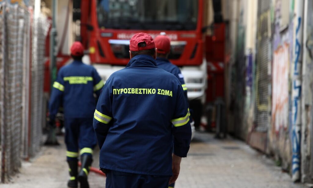 Φωτιά στα Χανιά: Επιχειρούν επίγεια και εναέρια μέσα