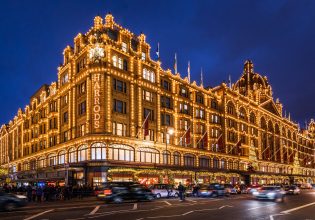 Τα Harrods θα πωλούν ροδάκινα από περιοχή της Φουκουσίμα όπου το 2011 έγινε πυρηνική καταστροφή