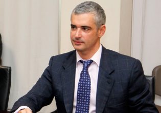 Άρης Σπηλιωτόπουλος: «Υπάρχουν πληγές στον ΣΥΡΙΖΑ» και «τεράστιο κενό στην αντιπολίτευση»