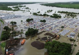 Μεξικό: Τουλάχιστον 16 νεκροί από τον τυφώνα Τζον – Σοκαριστικές εικόνες