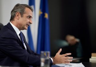 Μητσοτάκης: Η ημέρα αυτή ανήκει στους Νεοδημοκράτες – Τι είπε για Καραμανλή και Σαμαρά