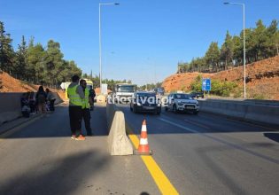 Θεσσαλονίκη: Αναστάτωση σε σχολικό λεωφορείο εν κινήσει – Άνοιξε ο πυροσβεστήρας εντός της καμπίνας