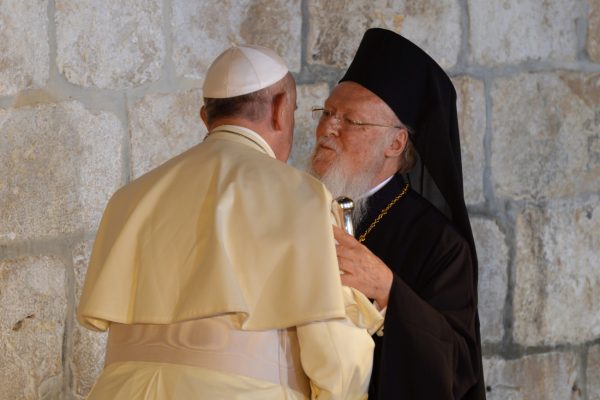 Πάσχα: Κοντά σε συμφωνία για από κοινού εορτασμό του για Ορθόδοξους και Καθολικούς