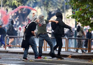 Ιταλία: 24 αστυνομικοί και 3 διαδηλωτές τραυματίσθηκαν στη διαδήλωση για την Παλαιστίνη στη Ρώμη