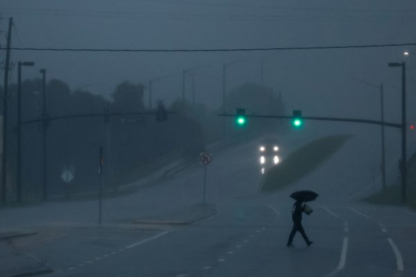 Live – Τυφώνας Milton: Σπέρνει τον όλεθρο στη Φλόριντα – Στο σκοτάδι εκατ. πολίτες – Νεκροί και τραυματίες