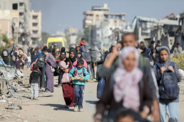 Η Πολιτική Άμυνα αναγκάζεται να παύσει τις επιχειρήσεις στη βόρεια Γάζα