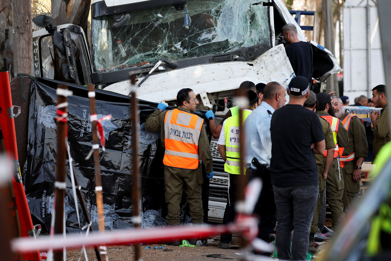 Τελ Αβίβ: Νεκρός ο οδηγός του φορτηγού που έπεσε στη στάση λεωφορείου – Τον πυροβόλησαν