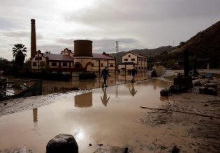 Ισπανία: Στους 51 ανέβηκαν οι νεκροί από τις ξαφνικές πλημμύρες [φωτογραφίες και βίντεο]