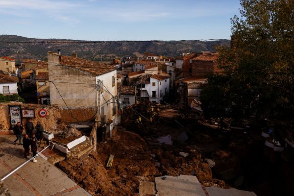 Μητσοτάκης: Οι καρδιές μας στον λαό της Ισπανίας – Η Ελλάδα στέκεται αλληλέγγυα