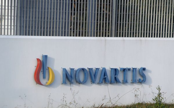 Yπόθεση Novartis: Σκευωρία για τον Σιμόπουλο, ερωτηματικά από την Καφαντάρη, τοξικότητα βλέπει ο Παρασύρης