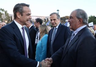 ΝΔ: Θα δώσουν τα χέρια Μητσοτάκης, Σαμαράς και Καραμανλής;