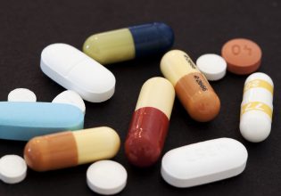 ΗΠΑ: Προειδοποίηση CDC για τα online φαρμακεία – Ενδέχεται να πωλούν «μαϊμού» φάρμακα με επικίνδυνες ουσίες